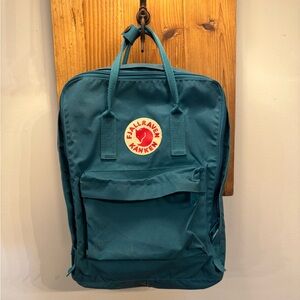 Fjallraven Kanken Classic Backpack Teal